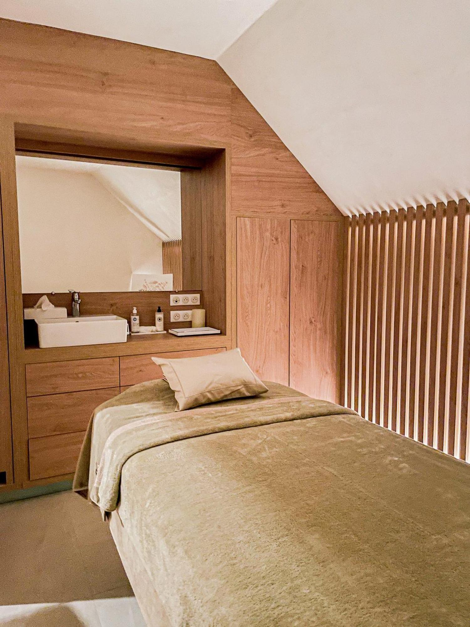 Domaine Du Roncemay - Hotel, Restaurants, Spa & Golf Aillant-sur-Tholon Exterior foto