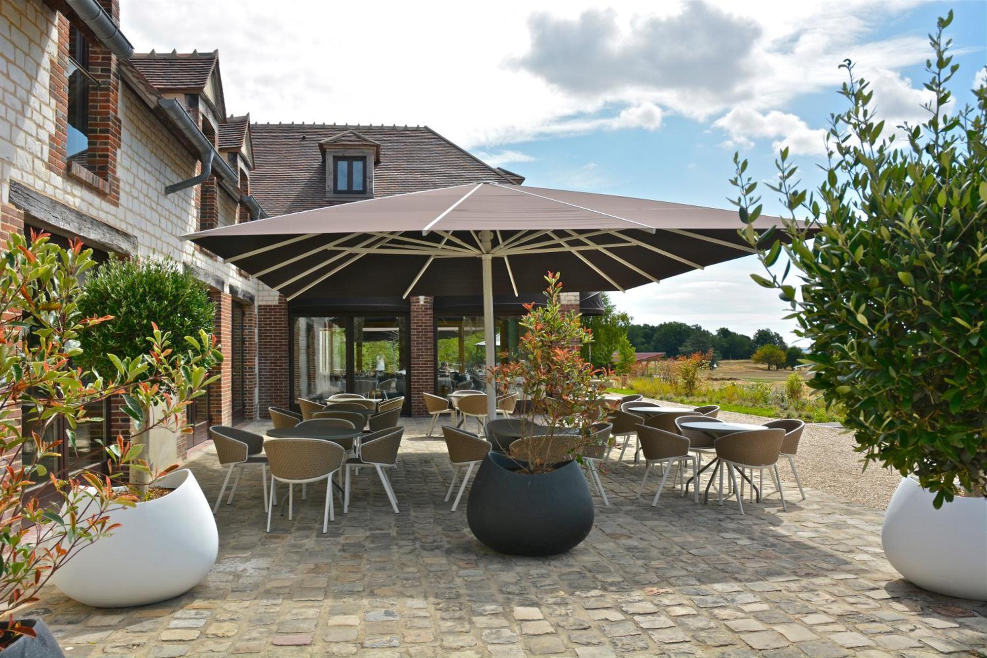 Domaine Du Roncemay - Hotel, Restaurants, Spa & Golf Aillant-sur-Tholon Exterior foto