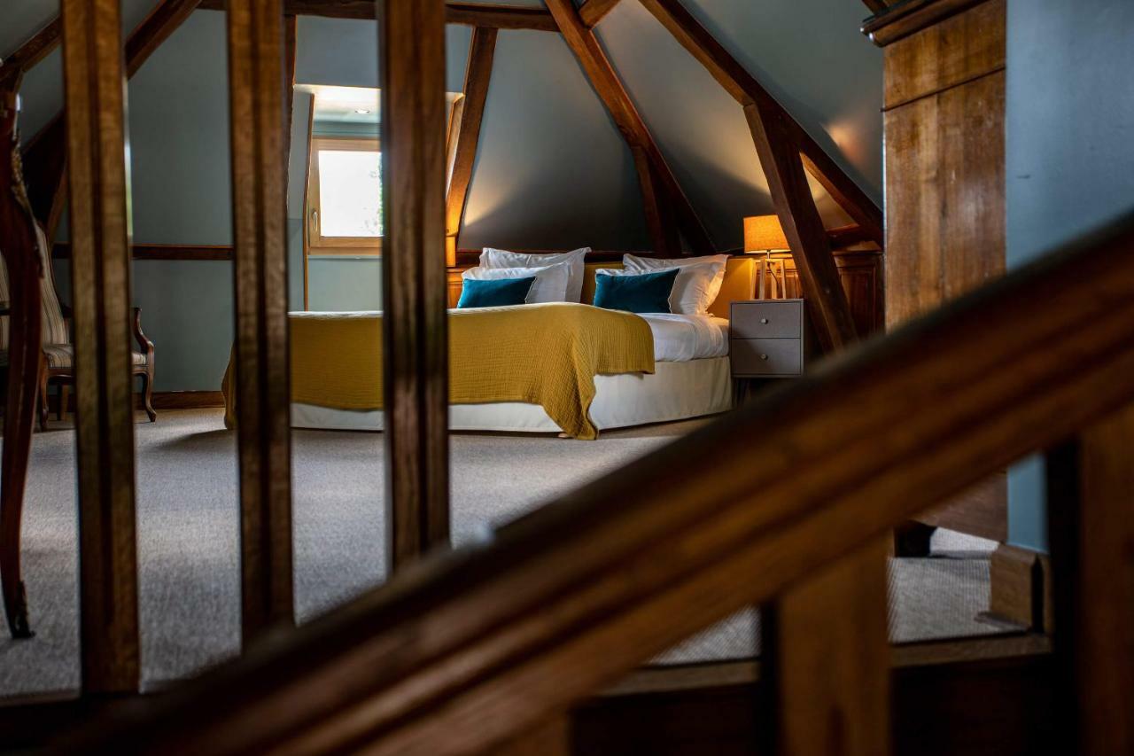 Domaine Du Roncemay - Hotel, Restaurants, Spa & Golf Aillant-sur-Tholon Exterior foto