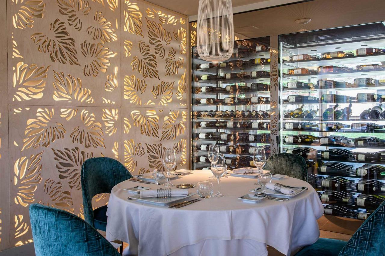 Domaine Du Roncemay - Hotel, Restaurants, Spa & Golf Aillant-sur-Tholon Exterior foto
